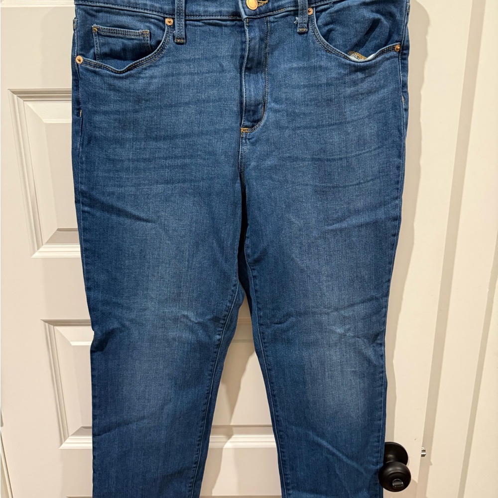 Universal Thread Slim Straight Blue Jeans